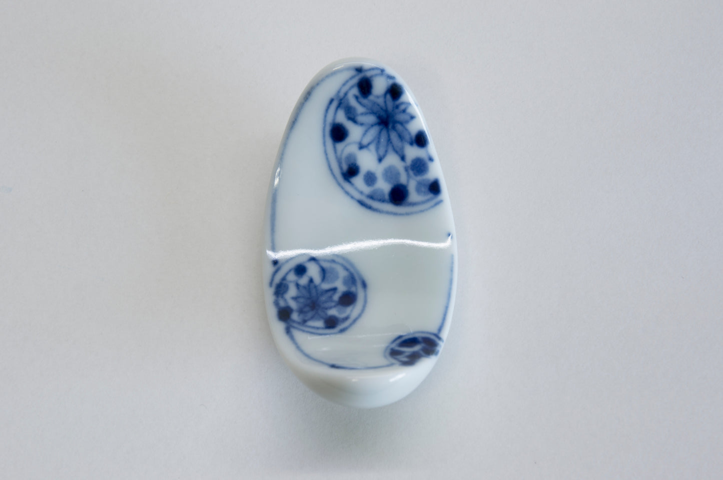 Porcelain Chopstick Rest Oval Koimari-sh by Airindoh ★FREE SHIPPING