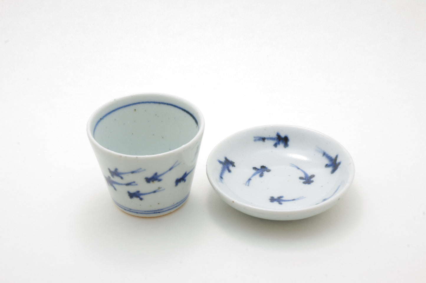 [set] Porcelain of Sake Cup and Plate by Nakata-gama