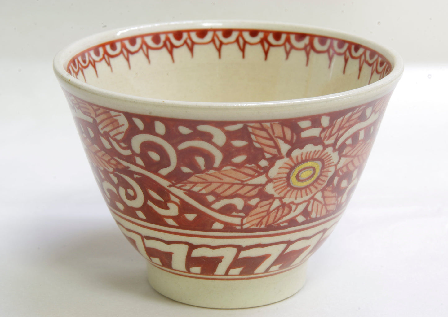 Earthenware Sake Cup with Hand-Drawn Akae in Inuyama Ware