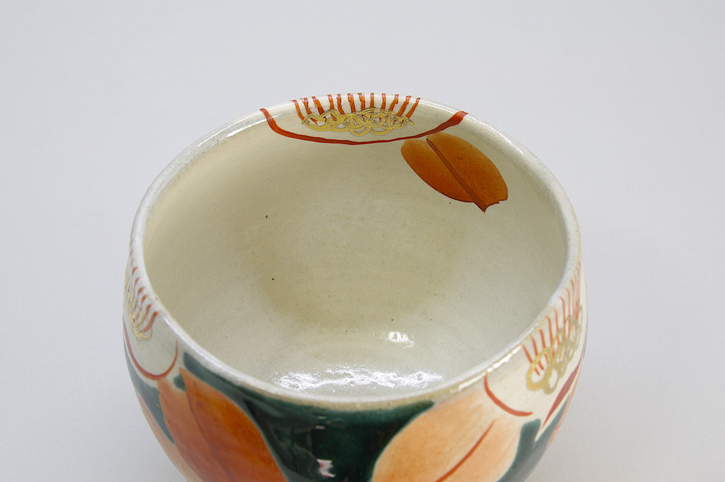 Earthenware Teacup in Kutani Ware, Ippuku Wan