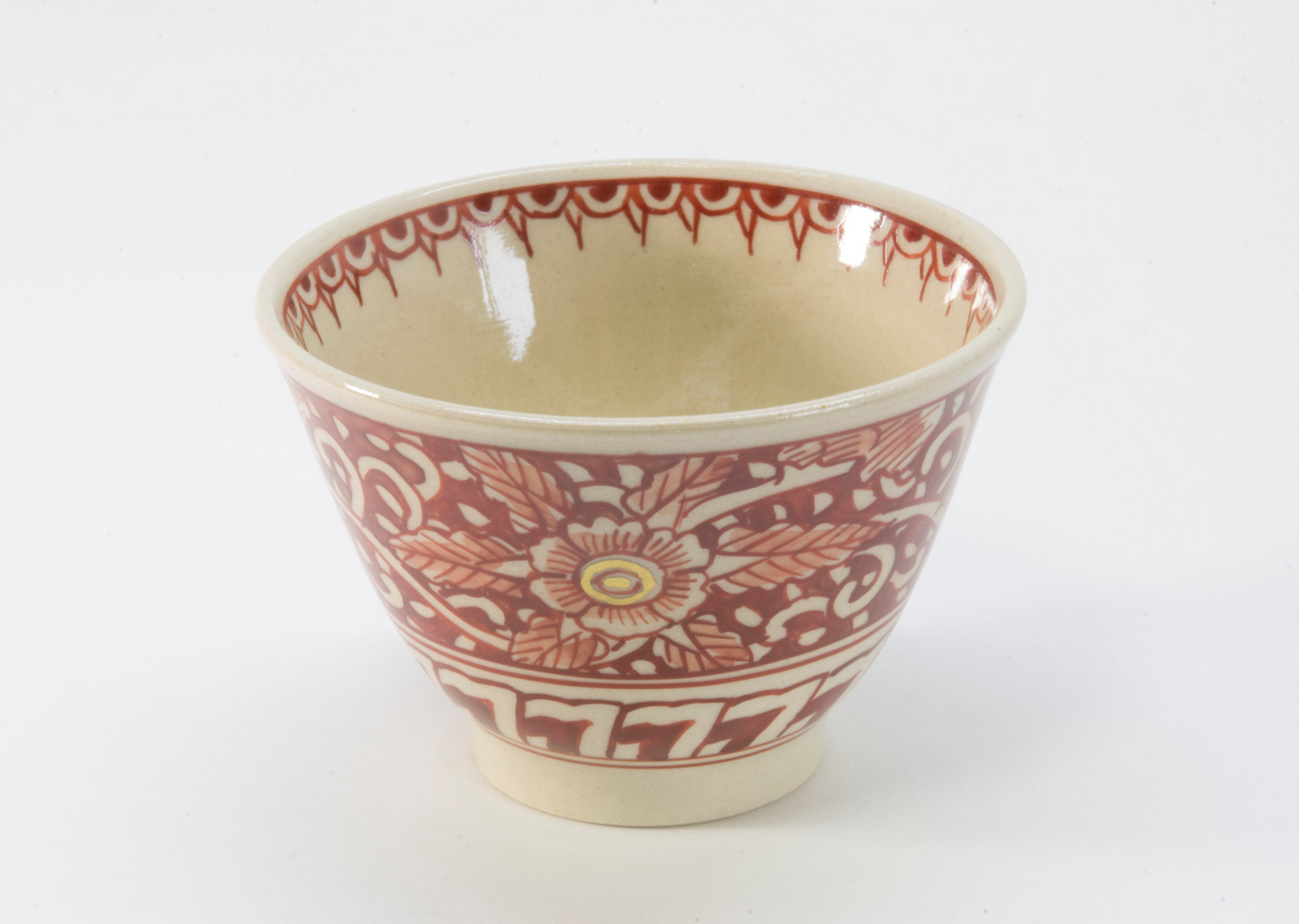 Earthenware Sake Cup with Hand-Drawn Akae in Inuyama Ware