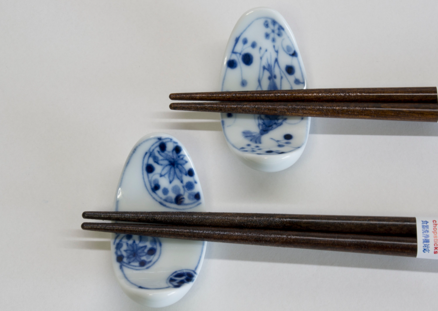 Porcelain Chopstick Rest Oval Koimari-sh by Airindoh (Two in a Set)