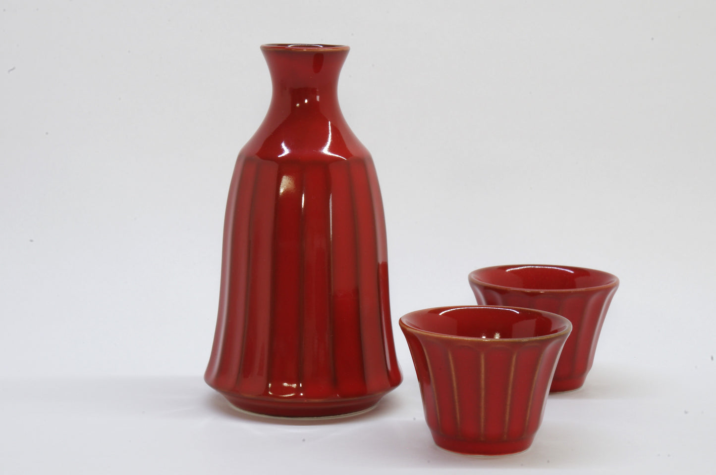 Red Glossy Porcelain Tokkuri and Ochoko by Roots Japan