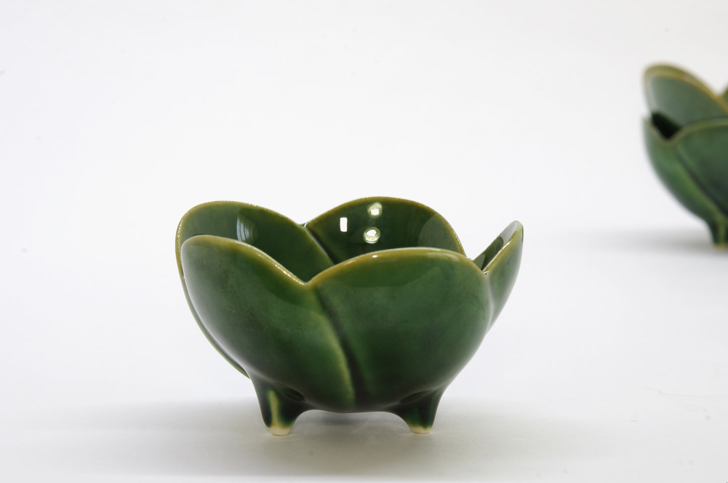 Porcelain Small Bowl Shaped Plum Blossom