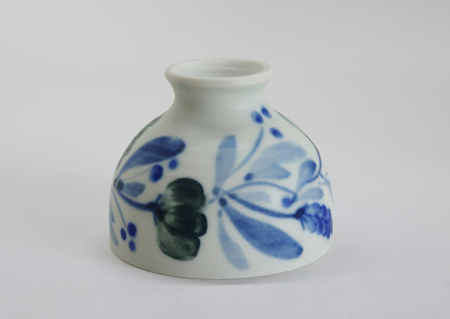 Matte Semi-Porcelain Sake Cup with Hand-Drawn Flower by Shiho Tanaka