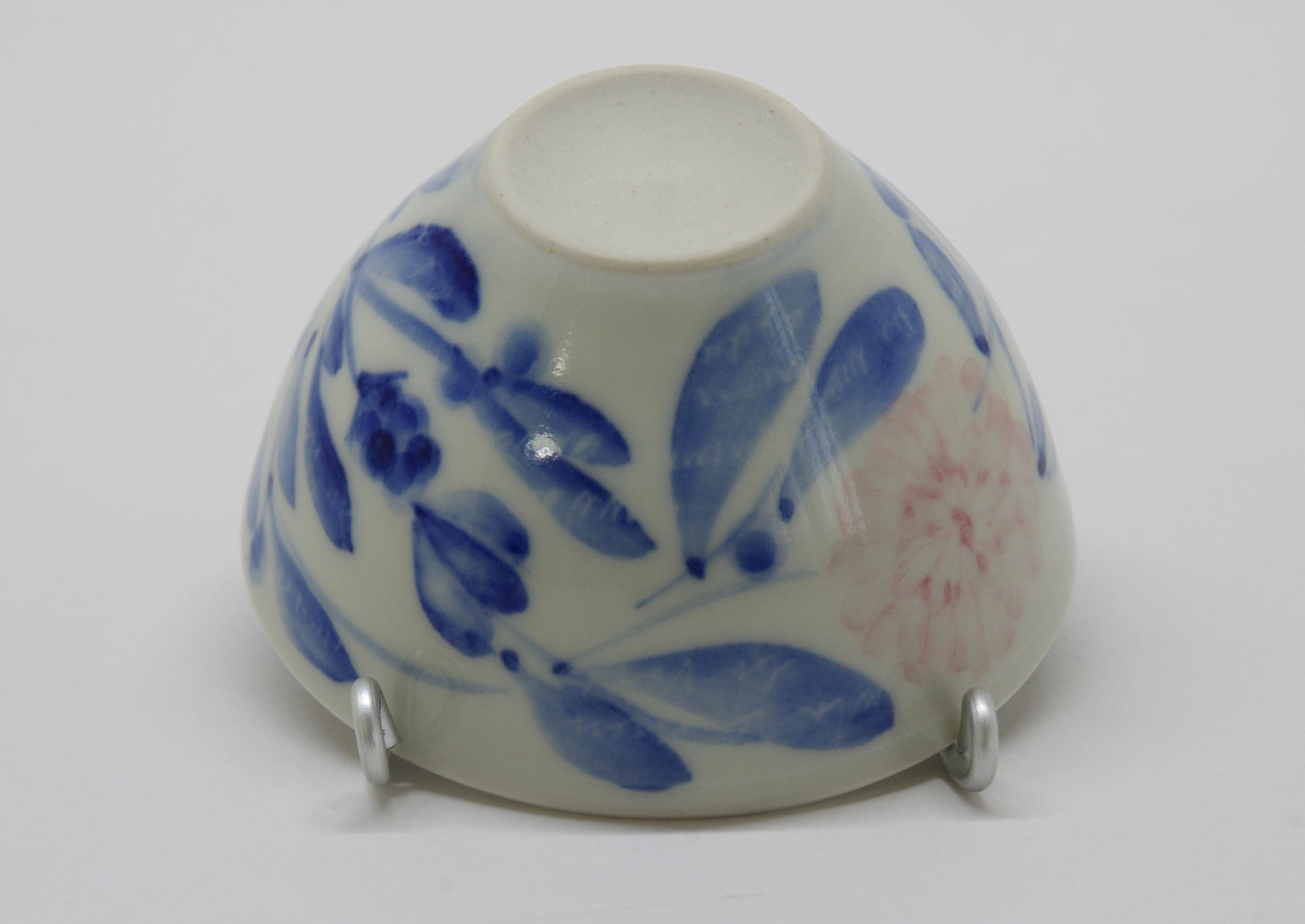 Glossy Semi-Porcelain Sake Cup with Hand-Drawn Flower by Shiho Tanaka