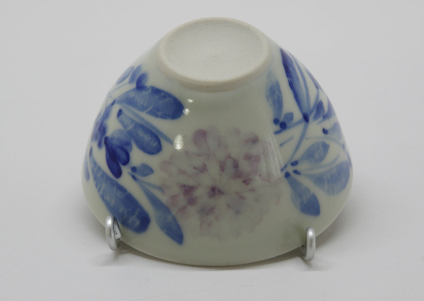 Glossy Semi-Porcelain Sake Cup with Hand-Drawn Flower by Shiho Tanaka