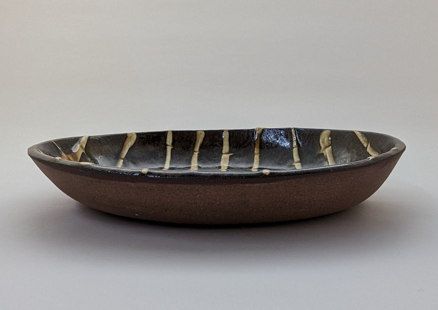 Oval Earthenware Plate by Tanso Gama